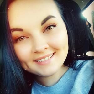 Meet your Posher, Alexis